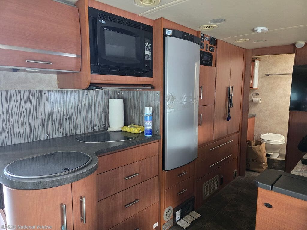 2012 Via 25R by Winnebago from National Vehicle in Los Angeles, California