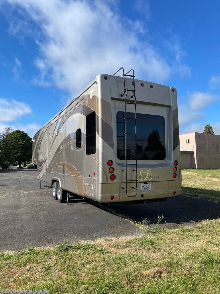 2016 Mobile Suites 41RSSB4 by DRV from National Vehicle in Puyallup, Washington