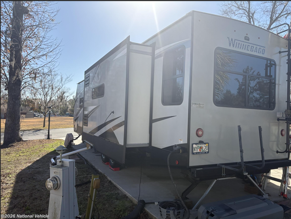 2021 Winnebago Voyage 3235RL - Used Travel Trailer For Sale by National Vehicle in Brooksville, Florida