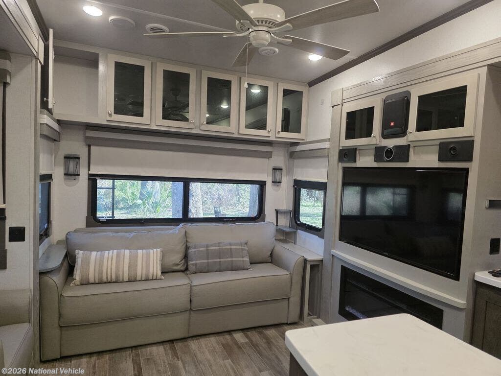 Used 2022 Palomino Columbus 382FB available in Perry, Florida