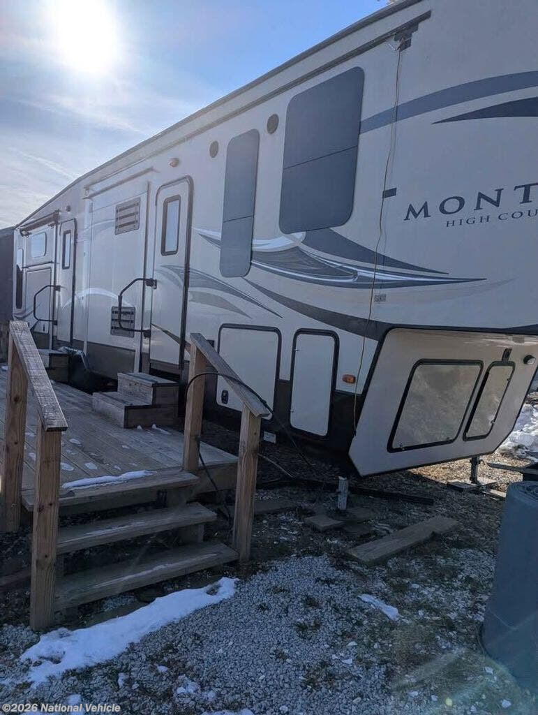 2017 Montana High Country 362RD by Keystone from National Vehicle in Little Compton, Rhode Island