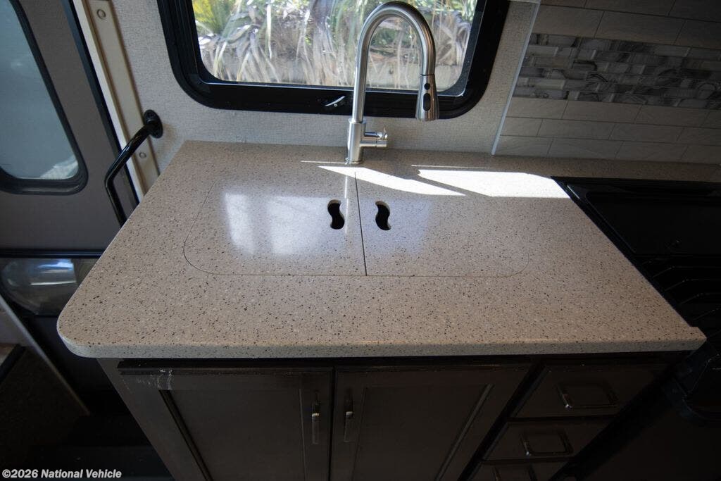 2020 Thor Motor Coach Hurricane 35M - Used Class A For Sale by National Vehicle in Lake Worth Beach, Florida