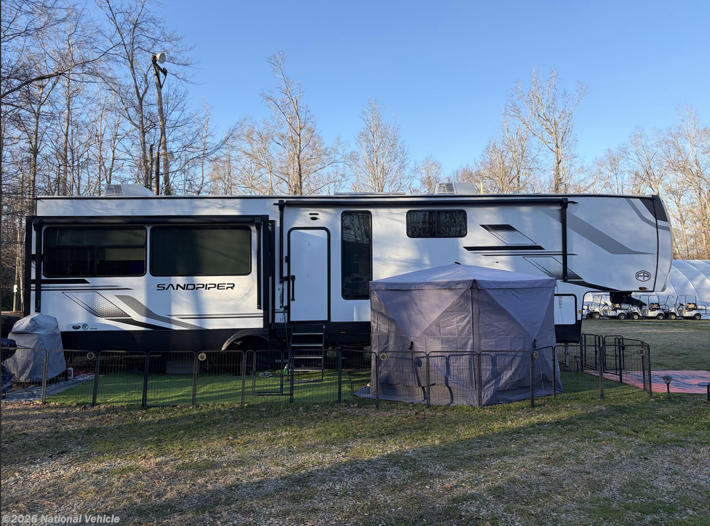 2025 Forest River Sandpiper 3900HBLR - Used Fifth Wheel For Sale by National Vehicle in Auburn, Alabama