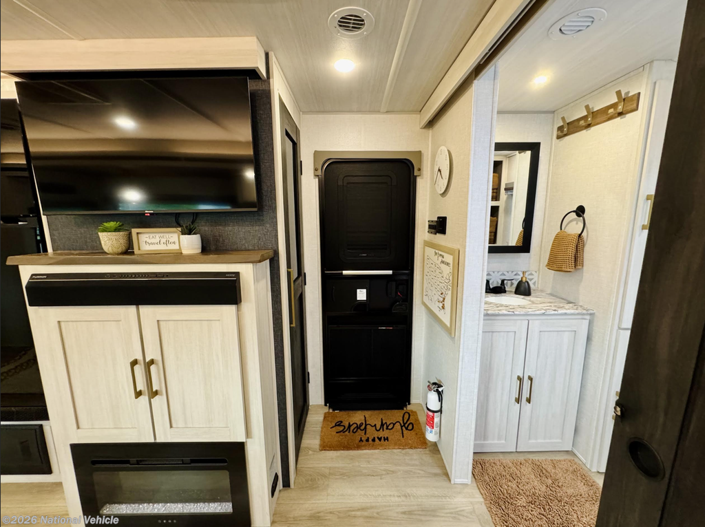 2024 Surveyor Grand  267RBSS by Forest River from National Vehicle in Oviedo, Florida