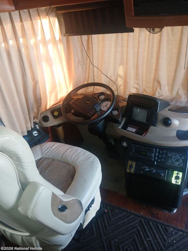 2004 Fleetwood Revolution 40D - Used Class A For Sale by National Vehicle in Fort Walton Beach, Florida