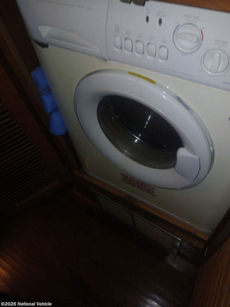 2004 Revolution 40D by Fleetwood from National Vehicle in Fort Walton Beach, Florida