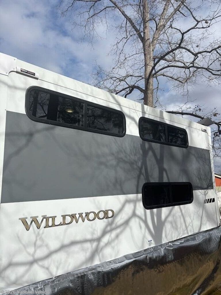 2025 Forest River Wildwood Platinum 29VIEWX - Used Travel Trailer For Sale by National Vehicle in Carver, Massachusetts