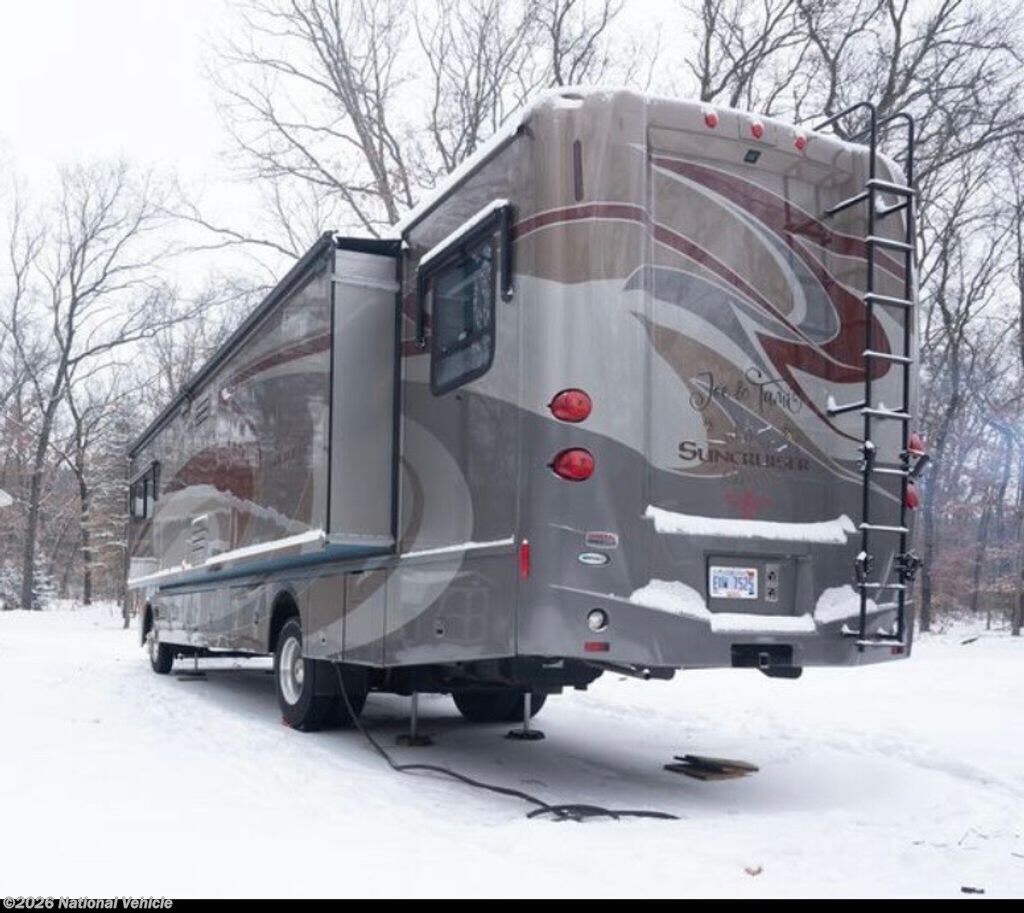 2013 Itasca Suncruiser 37F - Used Class A For Sale by National Vehicle in Spring Lake, Michigan
