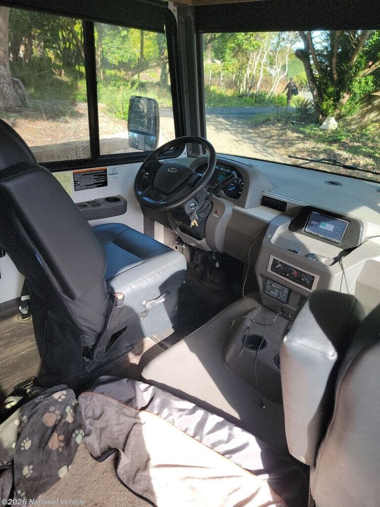 2023 Vista 29V by Winnebago from National Vehicle in Newport, Oregon