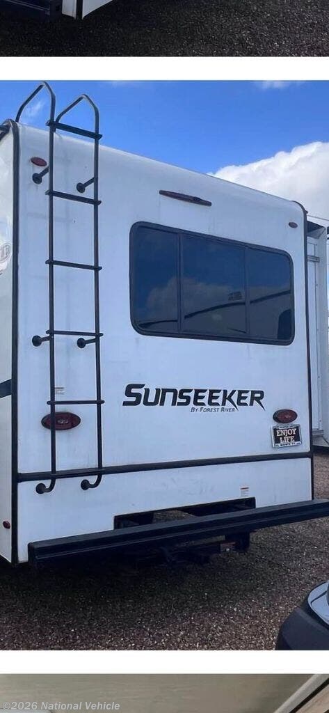 2023 Forest River Sunseeker LE 3250DS - Used Class C For Sale by National Vehicle in Port Isabel, Texas
