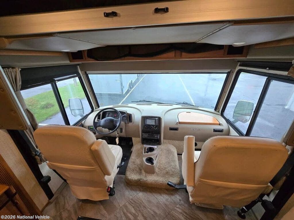 2016 Sunova 35G by Itasca from National Vehicle in Mechanicsburg, Pennsylvania