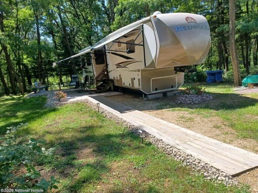 2013 Redwood RV 5th Wheel 36RL - Used Fifth Wheel For Sale by National Vehicle in Montello, Wisconsin