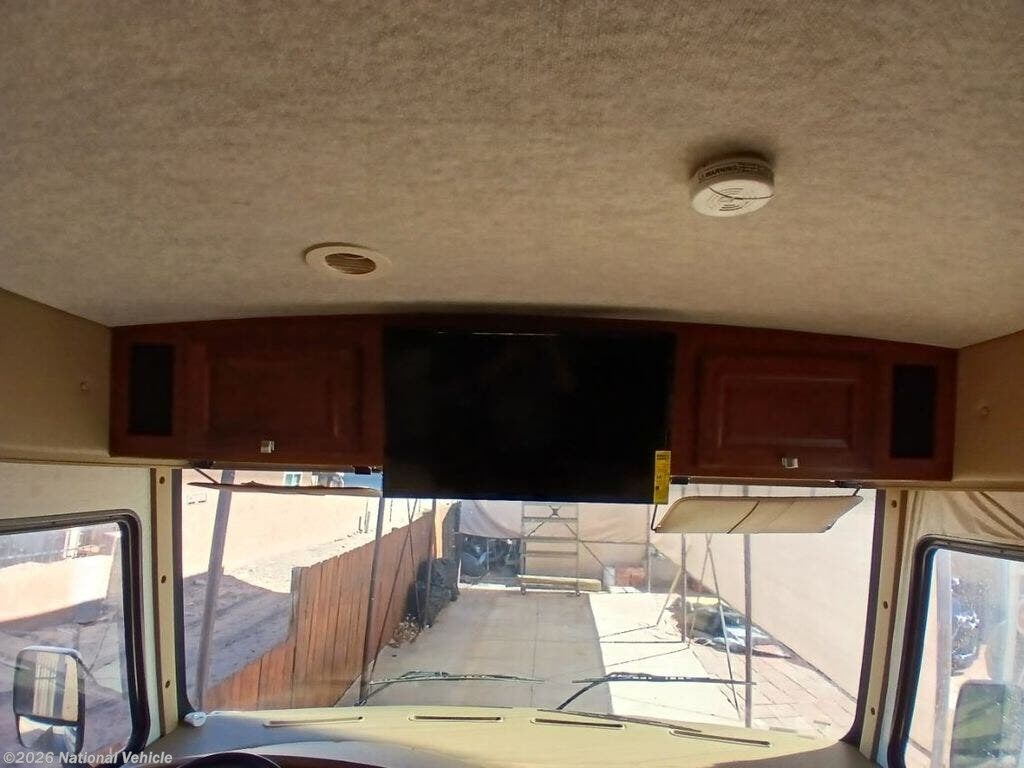 Used 2015 Winnebago Vista 26HE available in Bernalillo, New Mexico