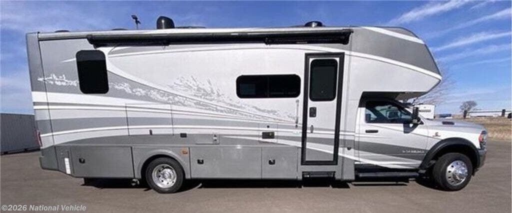 2021 Dynamax Corp Isata 5 30FW - Used Class C For Sale by National Vehicle in Hopkins, Minnesota