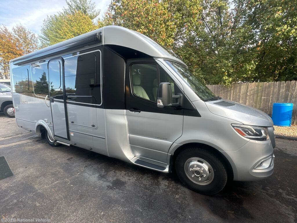 2025 Leisure Travel Unity U24MBL - Used Class B For Sale by National Vehicle in Kansas City, Missouri