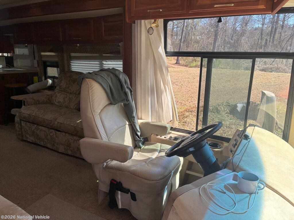 2004 Vectra 40AD by Winnebago from National Vehicle in Baton Rouge, Louisiana