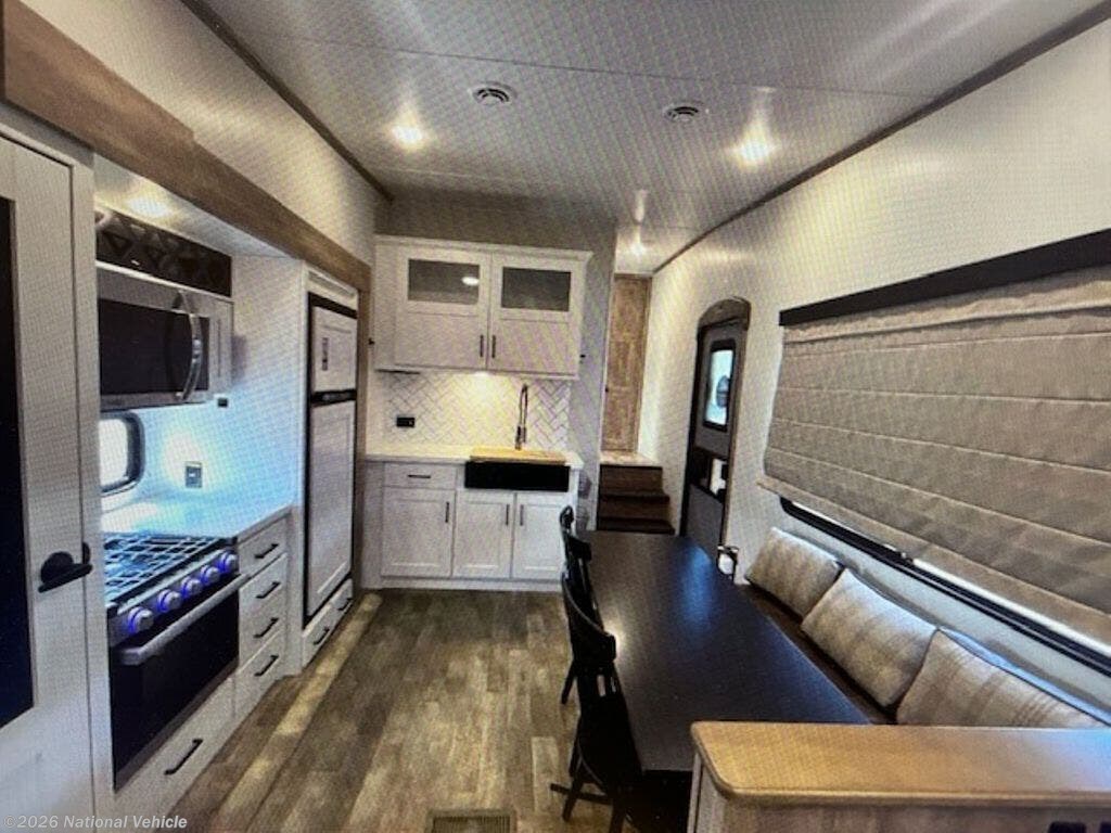 2022 Arcadia 3250RL by Keystone from National Vehicle in Midlothian, Texas