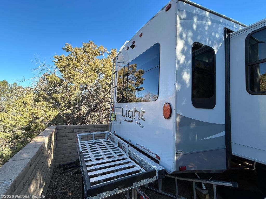 2017 Highland Ridge Light 297RLS - Used Fifth Wheel For Sale by National Vehicle in Sierra Vista, Arizona