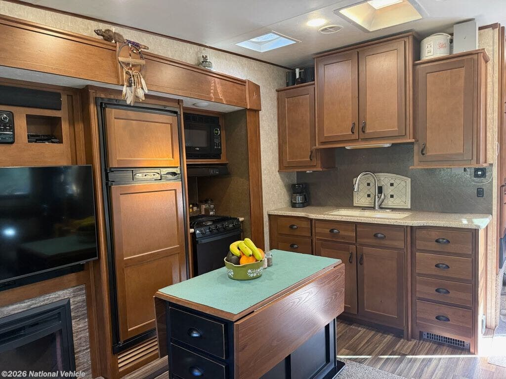 Used 2017 Highland Ridge Light 297RLS available in Sierra Vista, Arizona