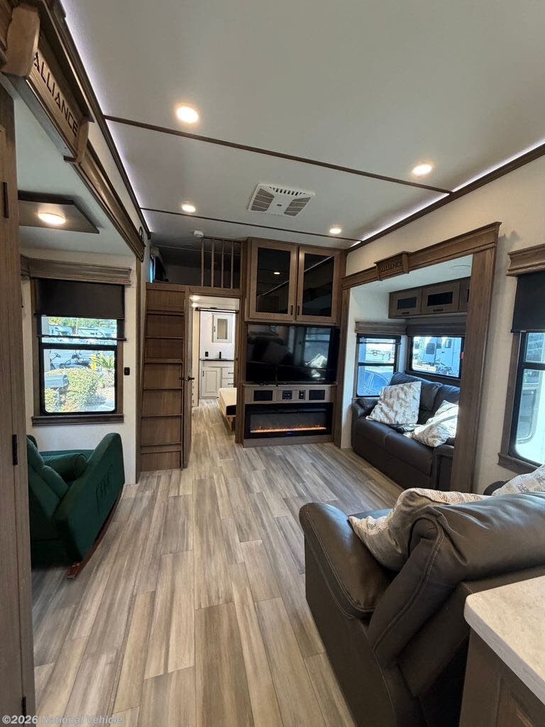 2023 Alliance RV Paradigm 395DS - Used Fifth Wheel For Sale by National Vehicle in Panama City Beach, Florida