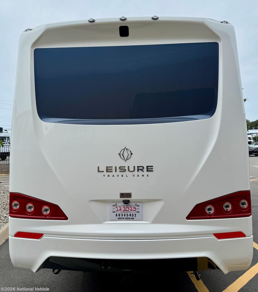 2026 Unity U24FX by Leisure Travel from National Vehicle in Swansboro, North Carolina
