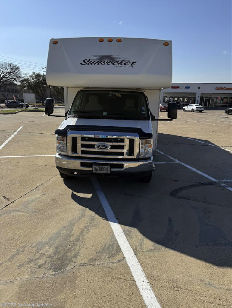 2012 Forest River Sunseeker 3170DS - Used Class C For Sale by National Vehicle in Carrollton, Texas
