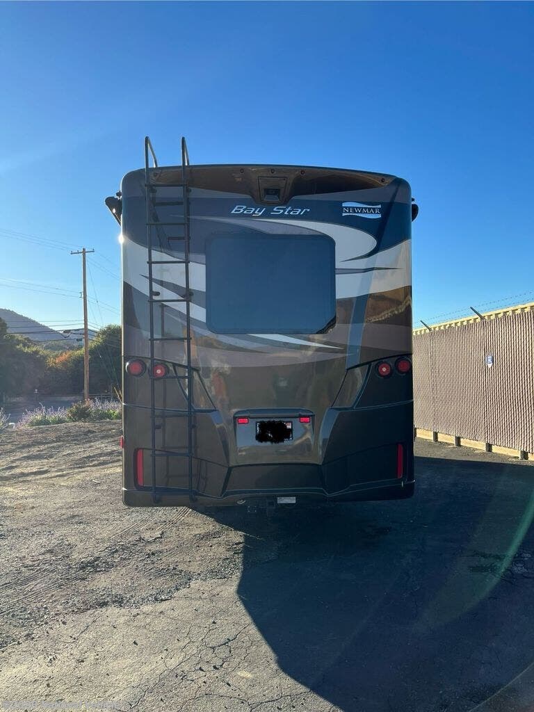 2018 Newmar Bay Star 3124 - Used Class A For Sale by National Vehicle in Concord, California