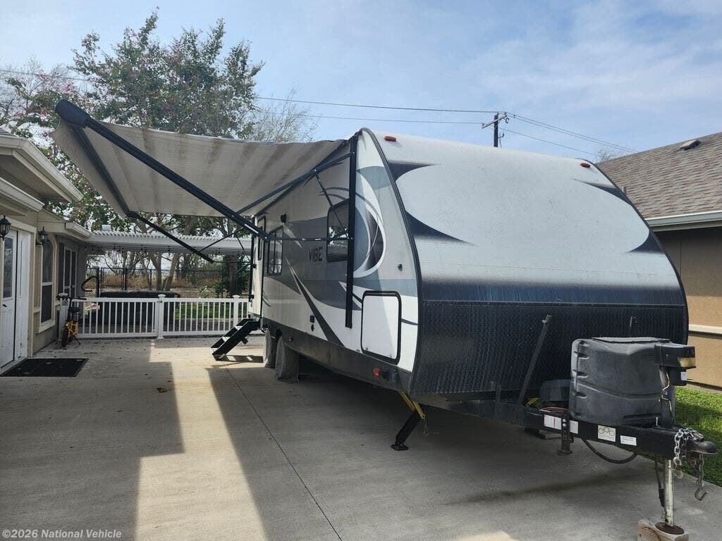 2019 Forest River Vibe Extreme Lite 258RKS - Used Travel Trailer For Sale by National Vehicle in Mission, Texas