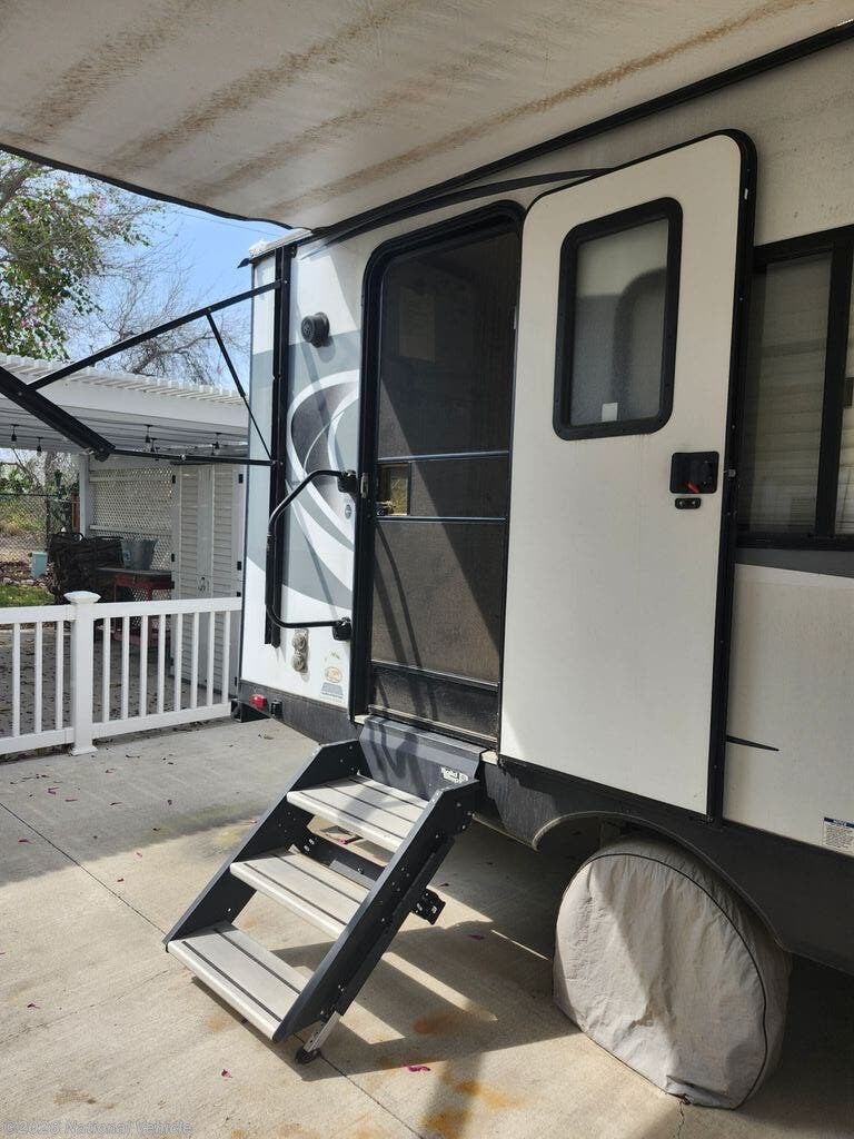 Used 2019 Forest River Vibe Extreme Lite 258RKS available in Mission, Texas