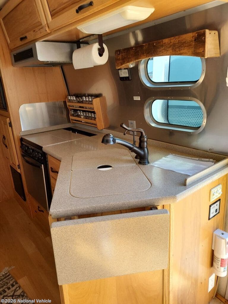 1996 Limited 30 by Airstream from National Vehicle in Fayateville, North Carolina