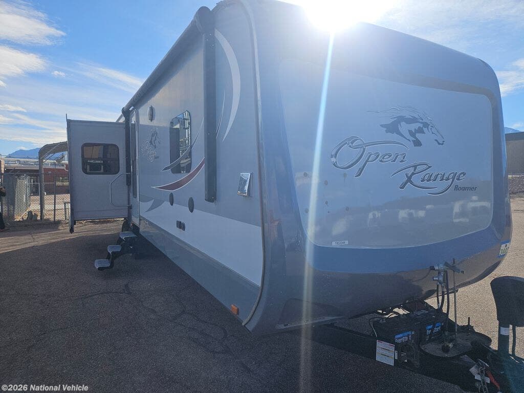 2017 Roamer 323RLS by Highland Ridge from National Vehicle in Colorado Springs, Colorado