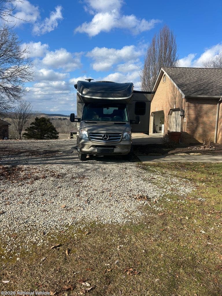 Used 2016 Dynamax Corp Isata 3 24FWM available in Dresden, Ohio