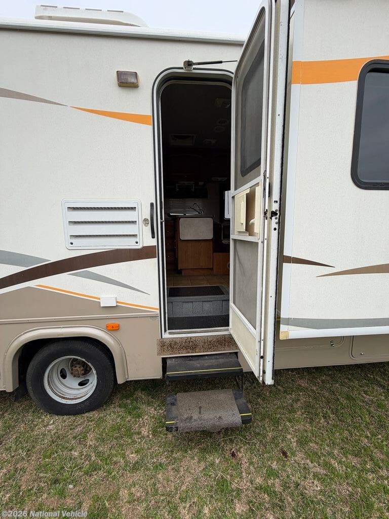 2008 Jamboree Sport 29V by Fleetwood from National Vehicle in Huntington, Texas