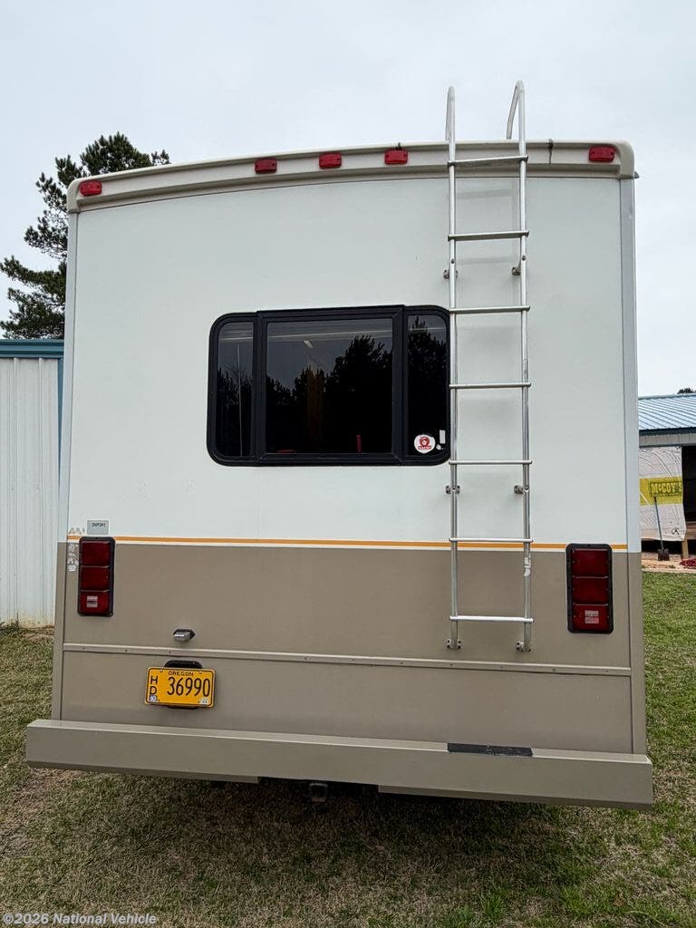 2008 Fleetwood Jamboree Sport 29V - Used Class C For Sale by National Vehicle in Huntington, Texas