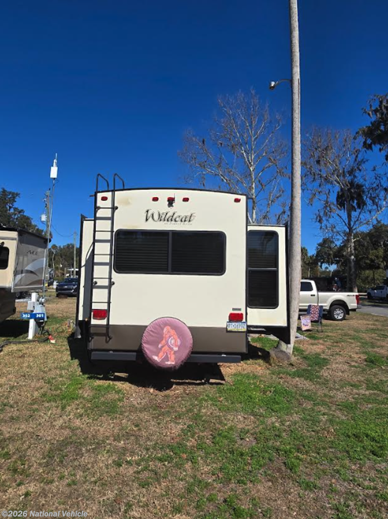 2018 Forest River Wildcat 32WB - Used Fifth Wheel For Sale by National Vehicle in Flagler Beach, Florida
