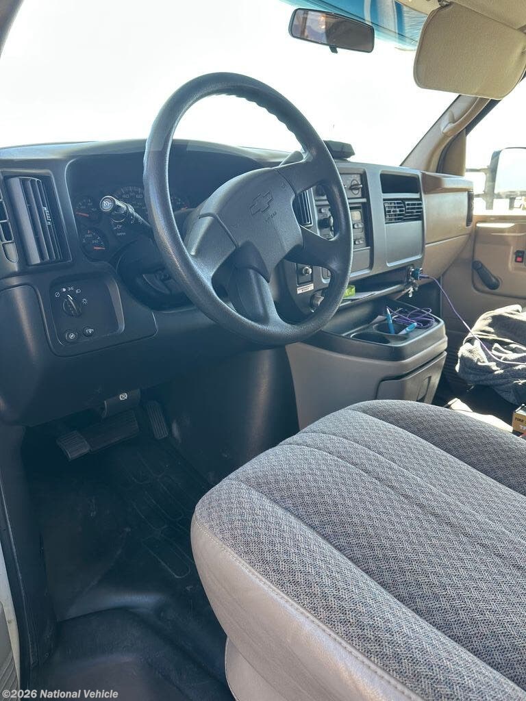 2004 Freedom 258DB by Coachmen from National Vehicle in Ventura, California