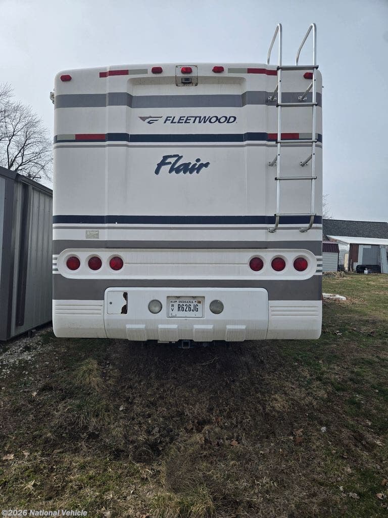 2003 Fleetwood Flair 34F - Used Class A For Sale by National Vehicle in Lyons, Indiana
