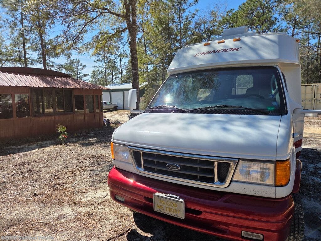 2004 Concourse XL by Chinook from National Vehicle in Crestview, Florida