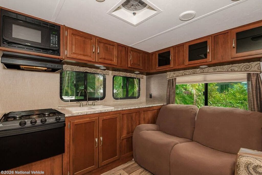 Used 2017 Keystone Passport Grand Touring 2520RL available in Hollywood, Florida