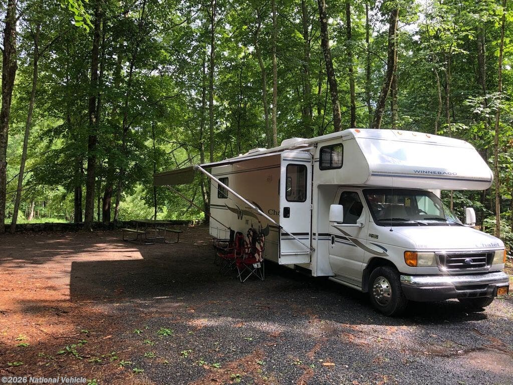 2005 Winnebago Chalet 31CR - Used Class C For Sale by National Vehicle in Plainview, New York