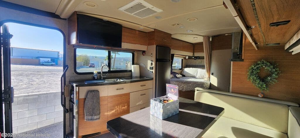 Used 2015 Winnebago View 24J available in Bullhead City, Arizona
