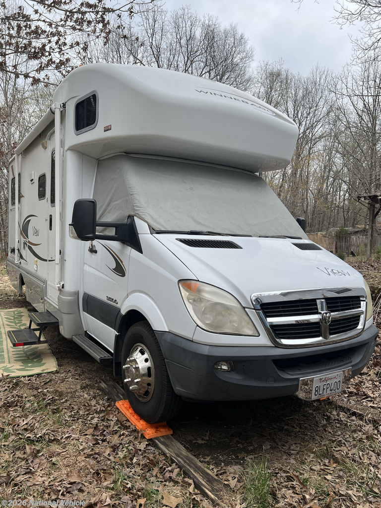 2008 View 24J by Winnebago from National Vehicle in Summertown, Tennessee