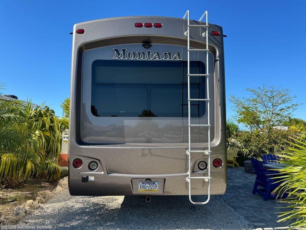 2015 Montana 3720RL by Keystone from National Vehicle in Southhampton, Pennsylvania