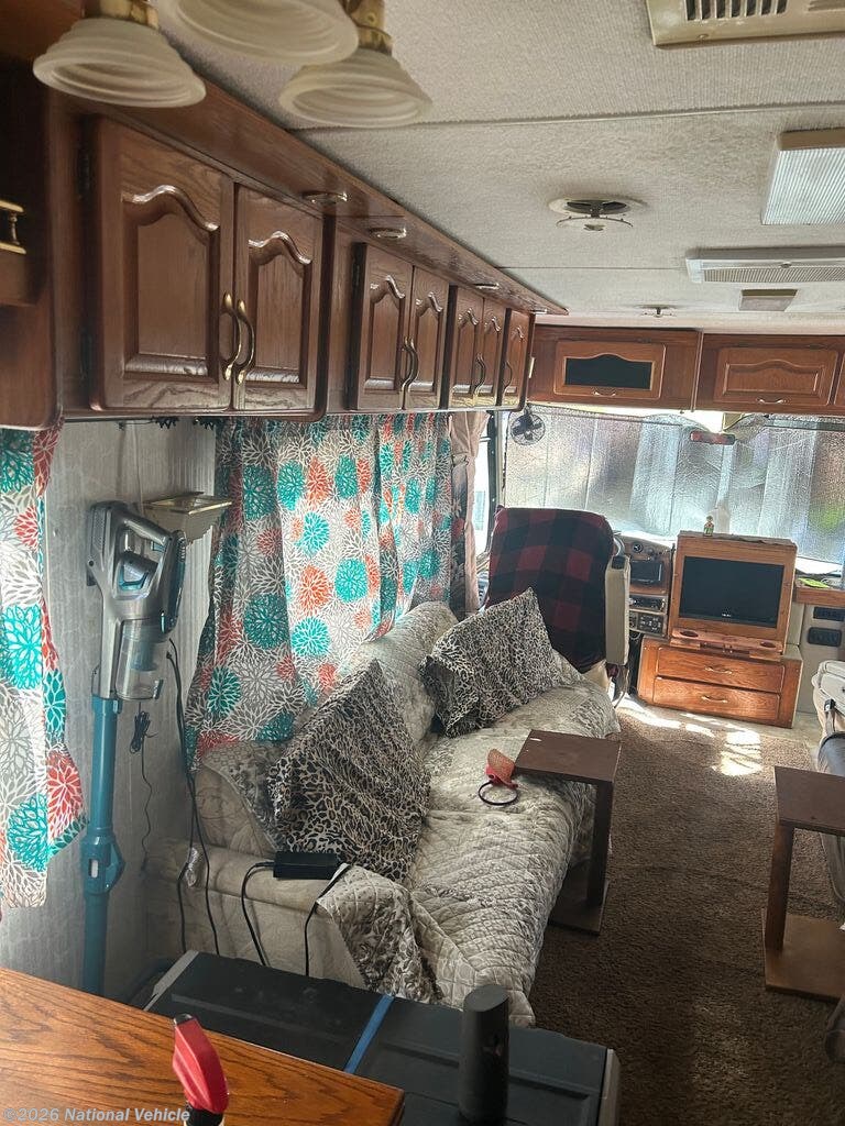 1997 Encounter by Georgie Boy from National Vehicle in Kissimmee, Florida