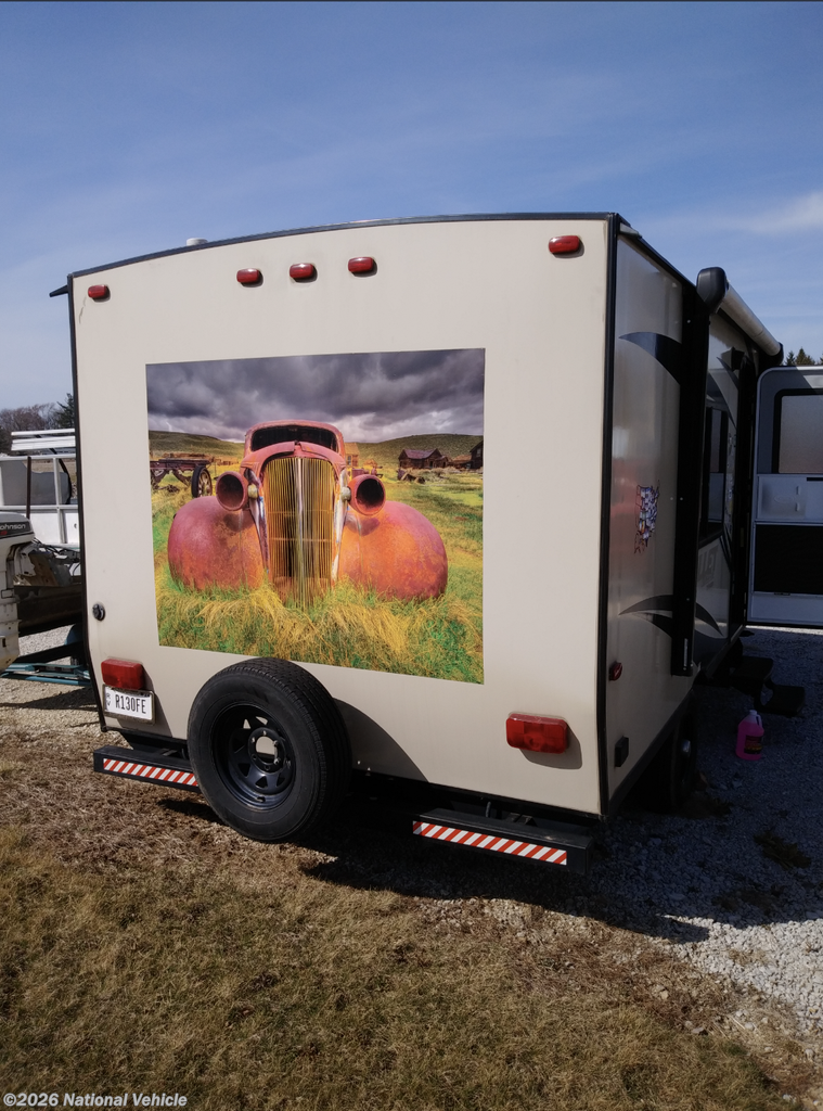 2018 Keystone Bullet Crossfire 1800RB - Used Travel Trailer For Sale by National Vehicle in Valparaiso, Indiana