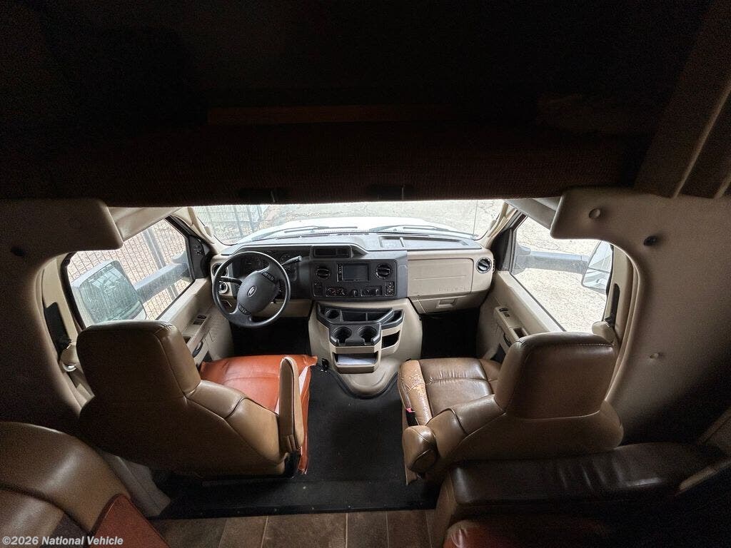 2016 Four Winds 31E by Thor Motor Coach from National Vehicle in Aurora, Illinois