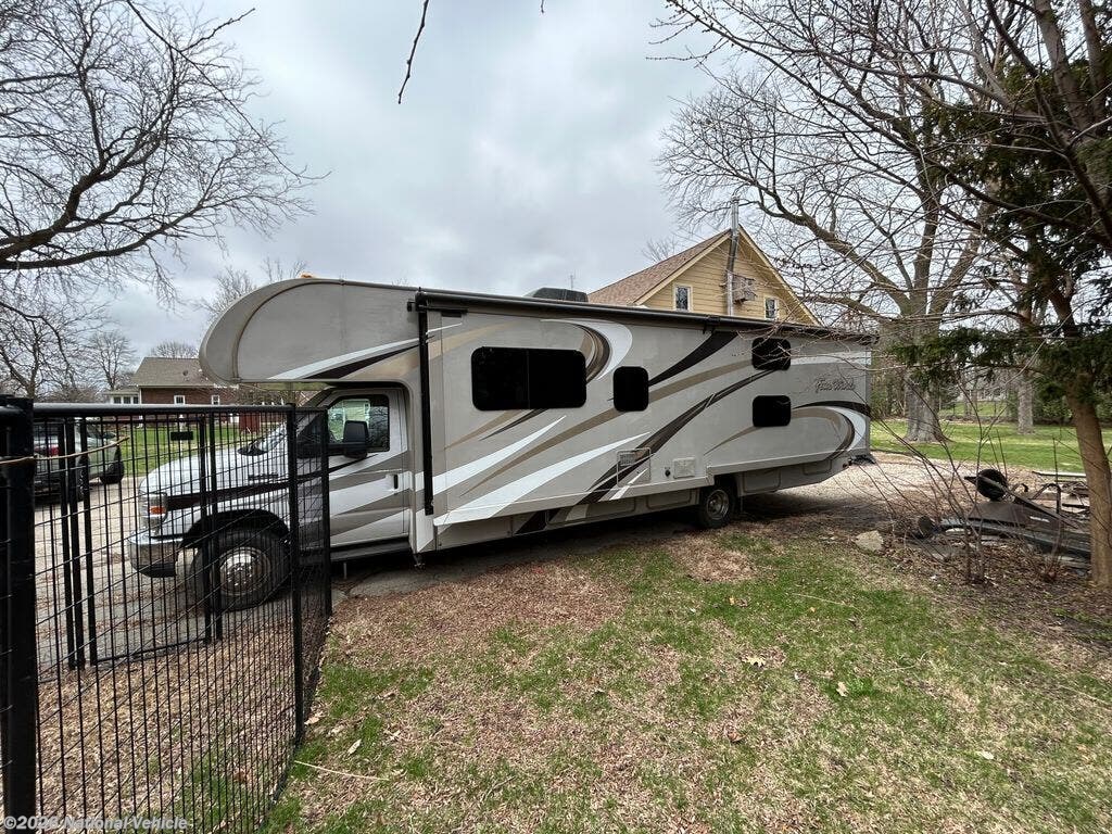 2016 Thor Motor Coach Four Winds 31E - Used Class C For Sale by National Vehicle in Aurora, Illinois