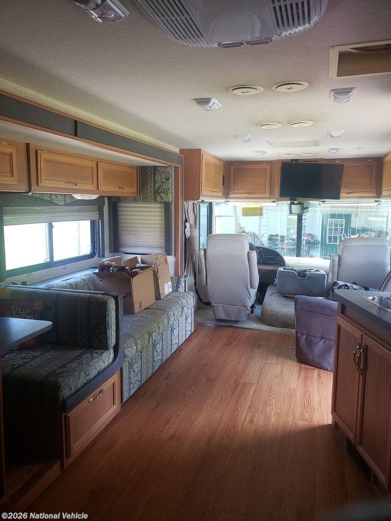 Used 2003 Fleetwood Flair 33B available in Mount Vernon, Ohio