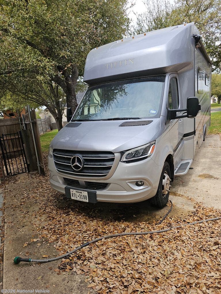 2021 Tiffin Wayfarer 25RW - Used Class C For Sale by National Vehicle in Austin, Texas