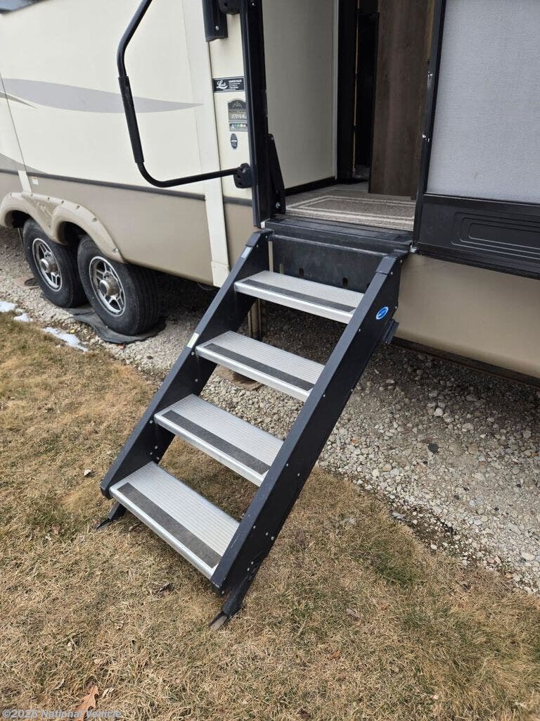 2019 Montana 3701LK by Keystone from National Vehicle in Onawa, Iowa